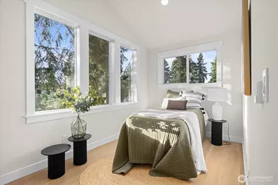 14308 Roslyn Place N, Seattle, WA 98133 - Photo 15