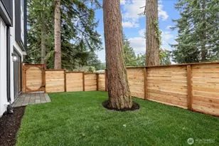 14308 Roslyn Pl N, Seattle, WA 98133 - Photo 25