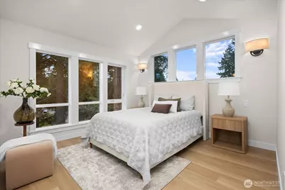 14308 Roslyn Place N, Seattle, WA 98133 - Photo 11