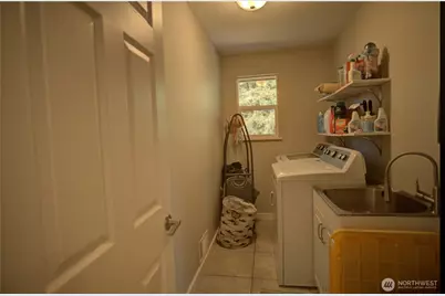 17102 146 Avenue SE, Renton, WA 98058 - Photo 29