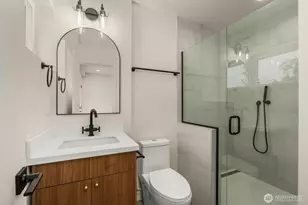7403 Dayton Ave N, Seattle, WA 98103 - Photo 21