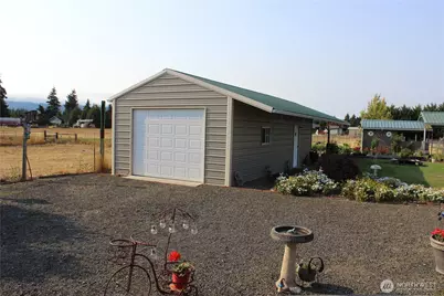 9220 183rd Avenue SW, Rochester, WA 98579 - Photo 33