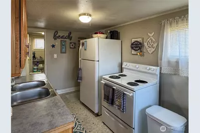 800 Methow Street, Wenatchee, WA 98801 - Photo 7
