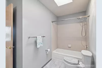 1835 S 251st Place, Des Moines, WA 98198 - Photo 25