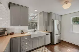 9744 49th Ave S, Seattle, WA 98118 - Photo 9