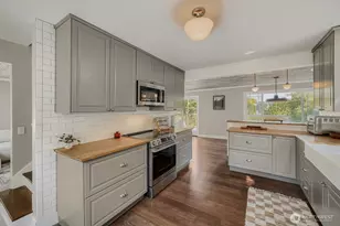 9744 49th Ave S, Seattle, WA 98118 - Photo 11