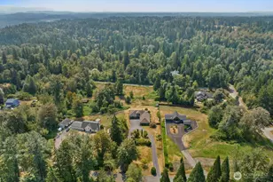 20919 SE 202nd St, Renton, WA 98058 - Photo 37