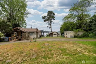 1747 SW Bay St, Port Orchard, WA 98366 - Photo 3