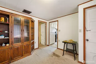 1747 SW Bay St, Port Orchard, WA 98366 - Photo 9