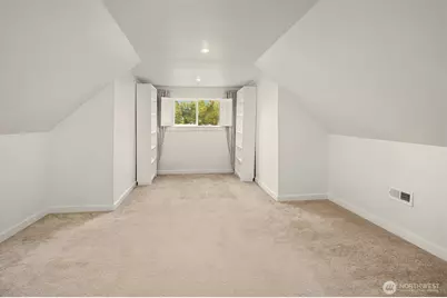 227 29th Avenue E, Seattle, WA 98112 - Photo 27