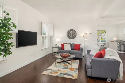 227 29th Avenue E, Seattle, WA 98112 - Photo 15