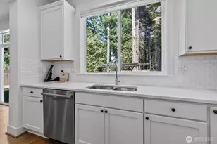 1176 SE 13th Pl, North Bend, WA 98045 - Photo 11