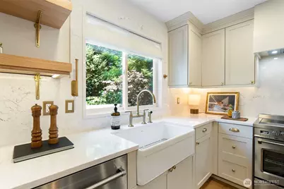 410 N 178th Lane, Shoreline, WA 98133 - Photo 11