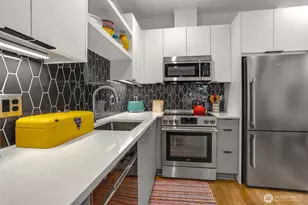 5513 B 6th Ave NW, Seattle, WA 98107 - Photo 9