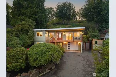 1351 Jacobsen Boulevard, Bremerton, WA 98310 - Photo 1