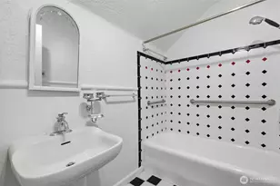111 14th Ave E, Seattle, WA 98112 - Photo 25