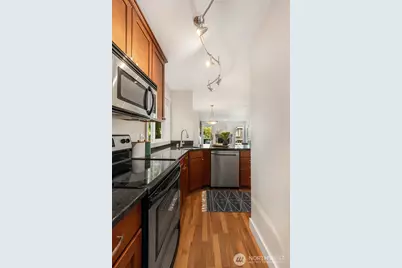 8615 238th Street SW #H201, Edmonds, WA 98026 - Photo 9