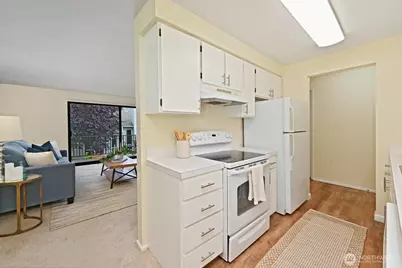 11010 NE 68th Street #622, Kirkland, WA 98033 - Photo 11