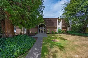 11010 NE 68th St, Kirkland, WA 98033 - Photo 1