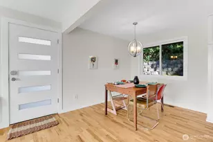 5625 SW Teig Pl, Seattle, WA 98116 - Photo 15