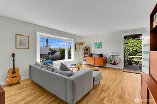 5625 SW Teig Pl, Seattle, WA 98116 - Photo 11