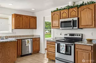 615 S 21st Ave, Yakima, WA 98908 - Photo 9