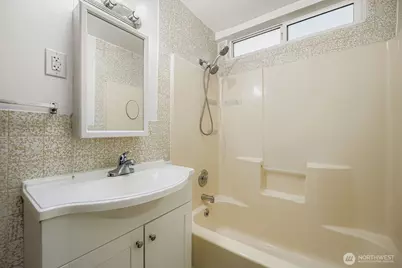 1031 1045 SW 122nd Street, Seattle, WA 98146 - Photo 27