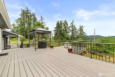 20215 189th Avenue Ct E, Orting, WA 98360 - Photo 35