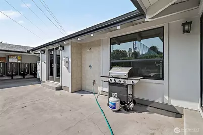 2020 Grant Avenue S #D206, Renton, WA 98055 - Photo 23