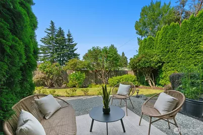 12530 Holmes Point Drive NE, Kirkland, WA 98034 - Photo 25