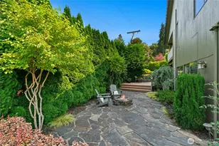 12530 Holmes Point Dr NE, Kirkland, WA 98034 - Photo 33