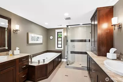 12530 Holmes Point Drive NE, Kirkland, WA 98034 - Photo 19
