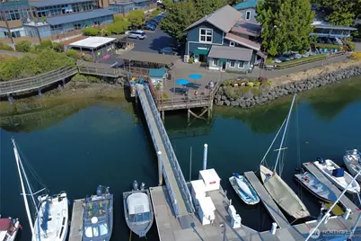 141 Parfitt Way SW #C52, Bainbridge Island, WA 98110 - Photo 23