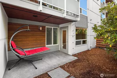 10501 8th Avenue NE #127, Seattle, WA 98125 - Photo 11