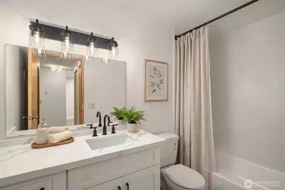 10501 8th Avenue NE #127, Seattle, WA 98125 - Photo 13