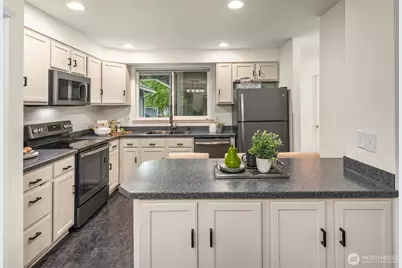 2201 192nd Street SE #F2, Bothell, WA 98012 - Photo 9