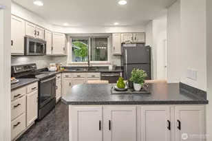 2201 192nd Street SE, Bothell, WA 98012 - Photo 9