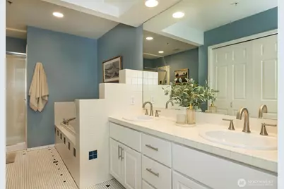 1762 NW 57th Street #203, Seattle, WA 98107 - Photo 17