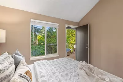 10842 NE 148th Lane #A4, Bothell, WA 98011 - Photo 5