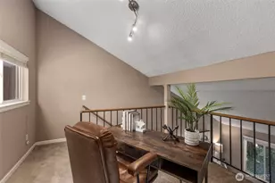 10842 NE 148th Ln, Bothell, WA 98011 - Photo 9