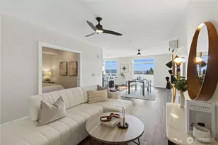 6800 Greenwood Ave N, Seattle, WA 98103 - Photo 3