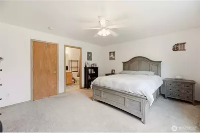 9911 48th Drive NE #A, Marysville, WA 98270 - Photo 15