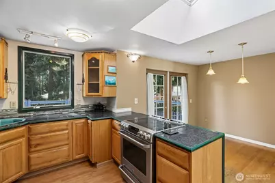 9635 NE 129th Place, Kirkland, WA 98034 - Photo 9