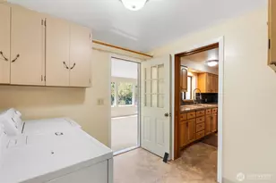 241 Buland Dr, Castle Rock, WA 98611 - Photo 19