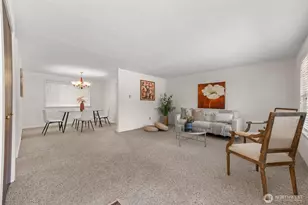 19613 SE 143rd St, Renton, WA 98059 - Photo 3