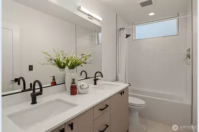 4407 2nd Avenue NE, Seattle, WA 98105 - Photo 15