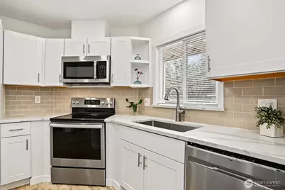 1121 244th Street SW #6, Bothell, WA 98021 - Photo 9