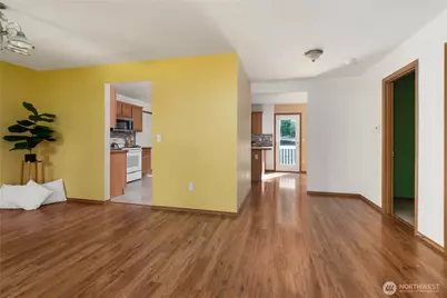 1186 NW Kathleen Drive, Oak Harbor, WA 98277 - Photo 9