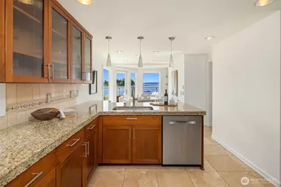 4817 Lake Washington Boulevard NE #6, Kirkland, WA 98033 - Photo 15