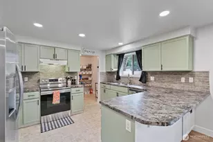 17930 Littlerock Rd SW, Rochester, WA 98579 - Photo 11